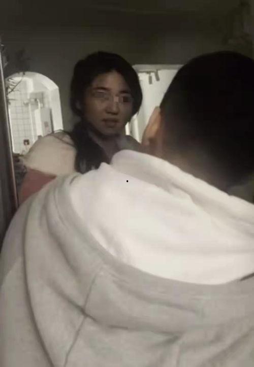 景区内女子吃瓜事件视频,一场意外的“瓜田”风波