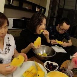 吃货吃迷你小瓜视频,吃货眼中的美味诱惑