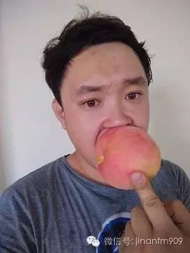 一起看吃瓜短视频是真的吗,真相还是虚构？