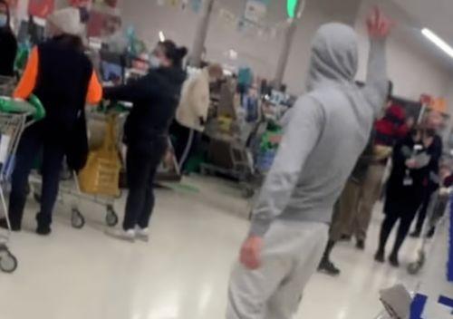 吃瓜民众吃瓜视频,跟随吃瓜视频探寻娱乐圈幕后真相