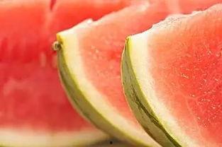 吃咸瓜的视频素材