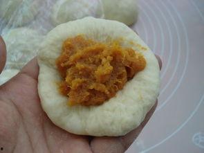 带你吃瓜椰蓉面包视频,跟着视频学做香浓美味