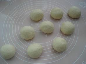 带你吃瓜椰蓉面包视频,跟着视频学做香浓美味