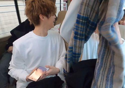 看吃瓜表情包动态视频,笑料横生，趣味十足