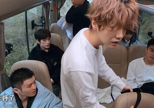 看吃瓜表情包动态视频,笑料横生，趣味十足