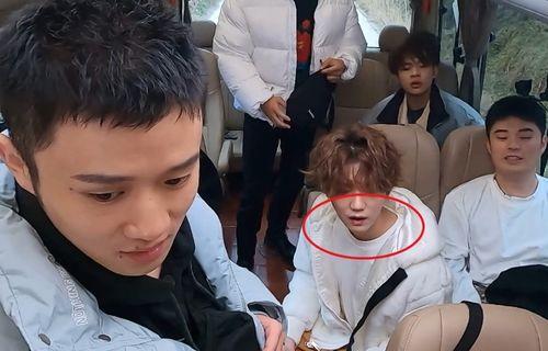 看吃瓜表情包动态视频,笑料横生，趣味十足