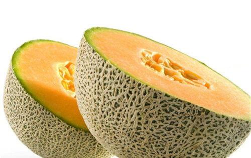 四川姑娘吃哈密瓜的视频,甜蜜滋味大揭秘！